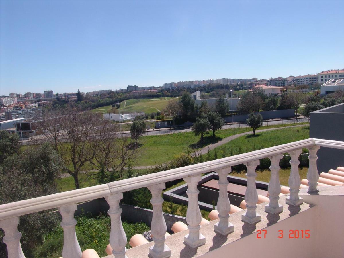 Sunny Suites Golf And Free Parking Guest House Лиссабон Экстерьер фото